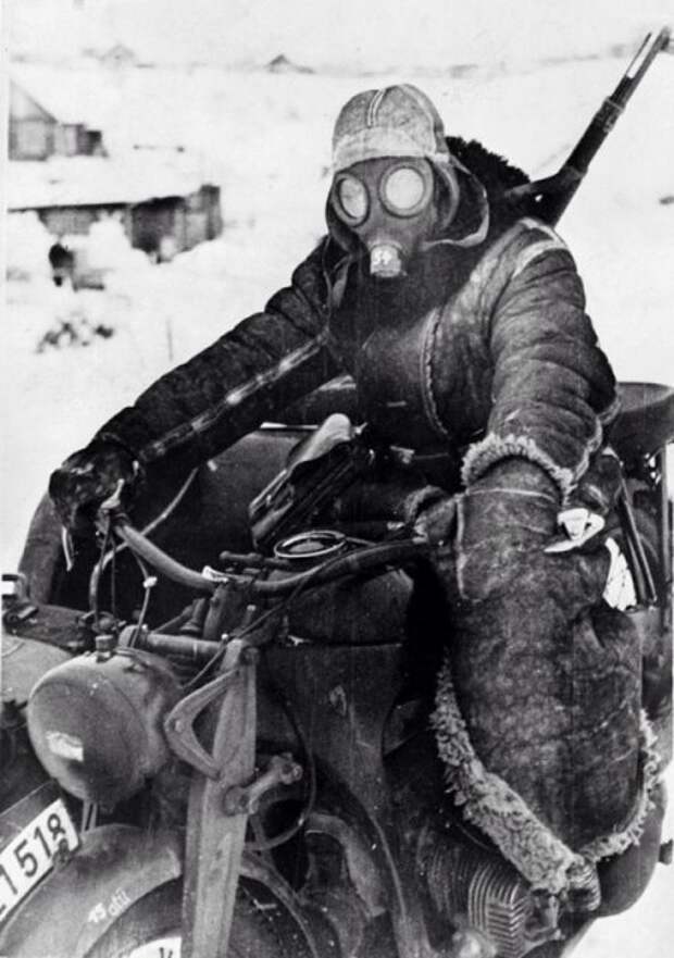 Мотоциклист вермахта и Русская зима,1942 история, люди, мир, фото