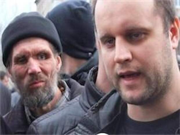 Один из лидеров ДНР Павел Губарев уехал в Россию Один из лидеров ДНР Павел Губарев уехал в Россию