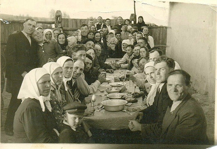 feast12 Советские застолья