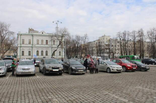 Госучреждениям Свердловской области закупят новые автомобили