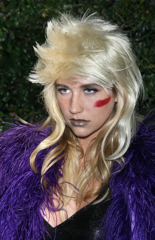 Выкинуть из головы: 25 причесок из 90-х и 00-х, которые никогда не вернутся в моду