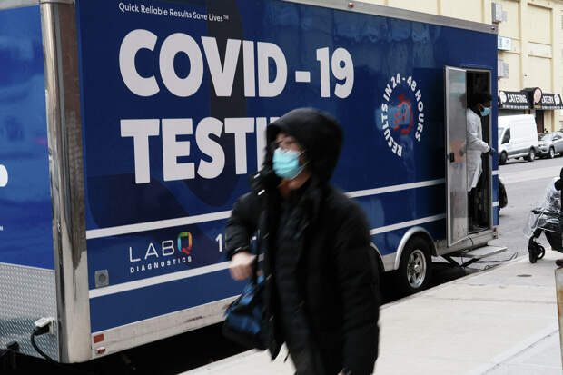 Мобильный центр тестирования на COVID-19 в Нью-Йорке Мобильный центр тестирования на COVID-19 в Нью-Йорке - РИА Новости, 1920, 01.02.2021