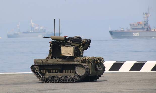 Российские роботы-терминаторы ТОФ патрулируют побережье Японского моря