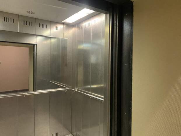 Лифт в доме на Бибиревской перестал скрипеть