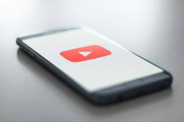 YouTube ввел новые правила борьбы с контентом, созданным с помощью искусственного интеллекта