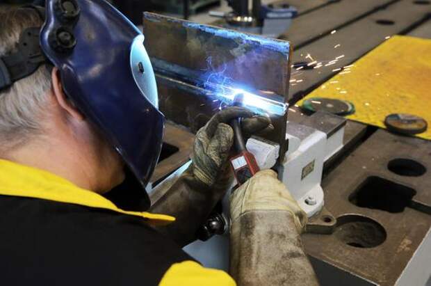 Индекс обрабатывающего комплекса Петербурга достиг 104,7%