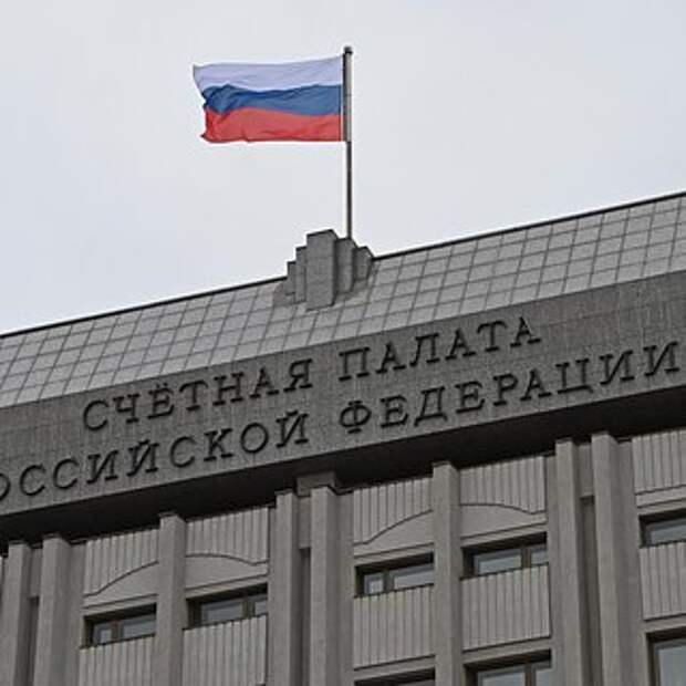 Выплаты по госдолгу России начнут превышать расходы на медицину