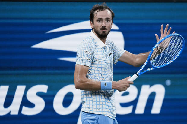 Экс-теннисист Ольховский: российские теннисисты в хорошей форме перед Australian Open