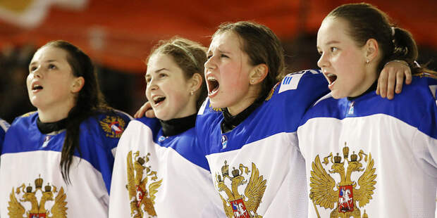 Картинки по запросу Российские хоккеистки вышли в полуфинал молодежного чемпионата мира.