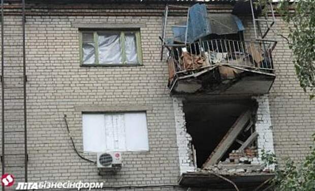 Боевики грабят магазины и запугивают население в Донбассе Боевики грабят магазины и запугивают население в Донбассе