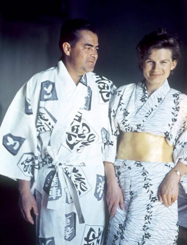 Космонавты Андриян Николаев и Валентина Терешкова, 1965 год, Япония история, фото