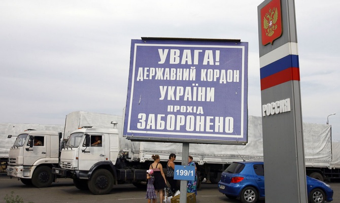 Путин сообщил Меркель о проволочках Киева с доставкой гумгруза Донбассу Путин сообщил Меркель о проволочках Киева с доставкой гумгруза Донбассу