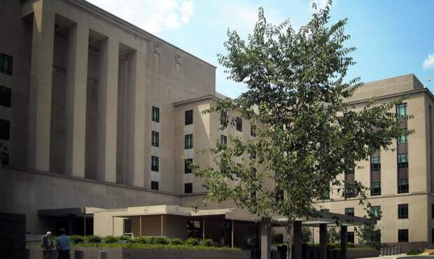 Госдеп США обвинил в гуманитарном кризисе на Украине ополченцев Госдеп США обвинил в гуманитарном кризисе на Украине ополченцев