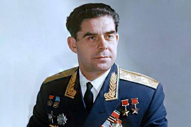 На изображении может находиться: 1 человек