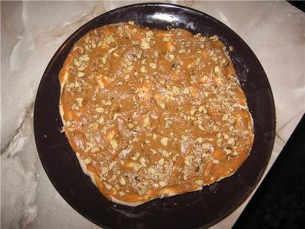 Корж, смазанный кремом