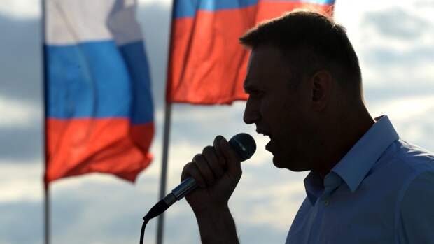 Журналисты RT раскрыли схему фонда Навального по отмыванию денег