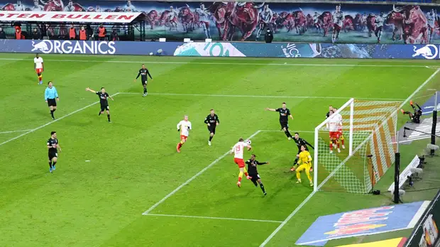 «Лейпциг» победил «Боруссию» в матче Бундеслиги