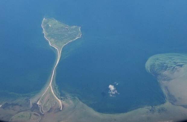 Необычные острова, фото - остров-скат