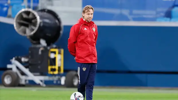 Карпин объяснил, почему Россия провалила матч со Словакией