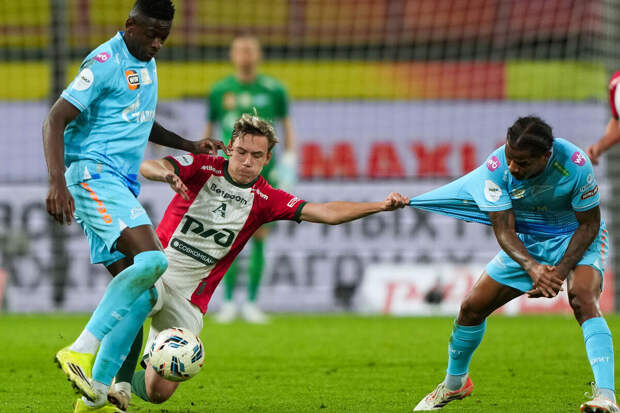 Тренер "Зенита" Оливейра: видимо, судьям выгодно допускать ошибки против нас