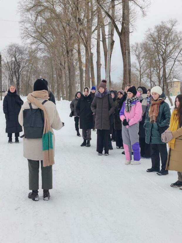 Юные вышневолоцкие художники рисовали Ванчакову линию с иллюстратором из Москвы
