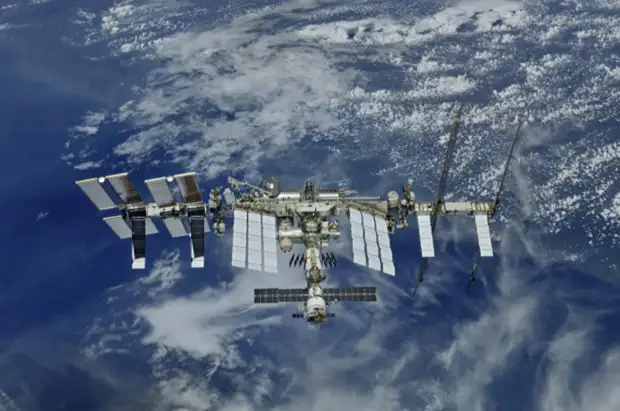 Россияне вернулись на МКС после работы в открытом космосе