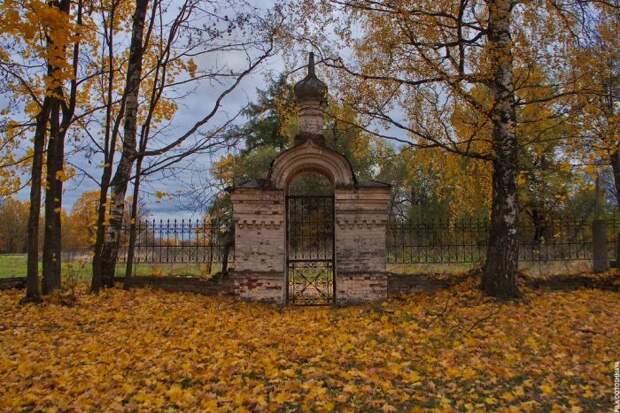 Церковь Казанской Божией Матери (16 фото) Церковь Казанской Божией Матери (16 фото)