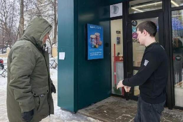 В Тамбове проверили обработку территорий социальных и торговых объектов пескосоляной смесью