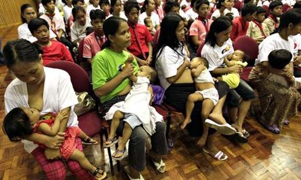 Breastfeeding training programmes, such as this one the Philippines, ensure children are well nourished.