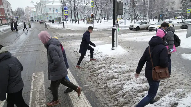 Собянин заявил, что при необходимости новых ограничений в Москве о них объявят заранее