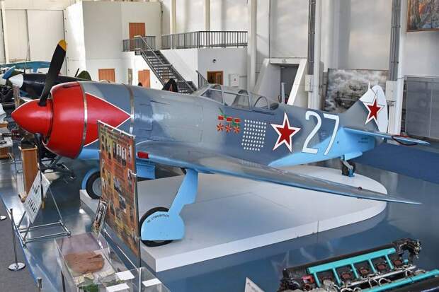 1591574887_lavochkin_la-7.jpg; 800 x 534 (@57%)