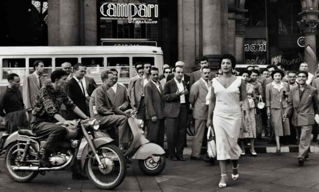 Мгновения ушедшей эпохи: лучшие фотографии Марио Де Бьязи