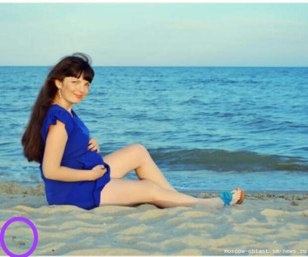 Муж сфотографировал жену: а теперь взгляните на задний план