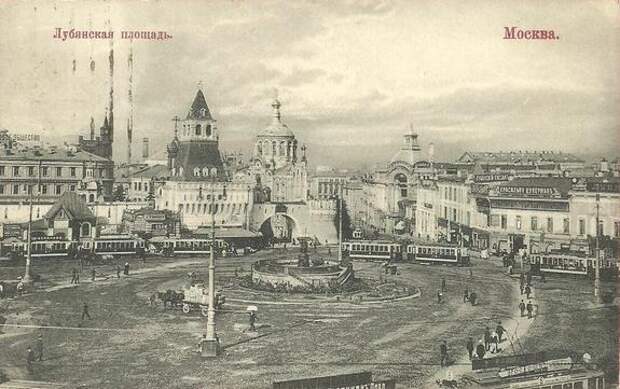 Какой памятник должен стоять на Лубянской площади