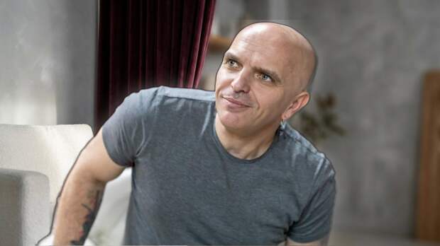 «Едешь на чужом горбу!»: как конфликт с экс-коллегой и обвинения от дочери сломали жизнь 52-летнего Александра Шоуа