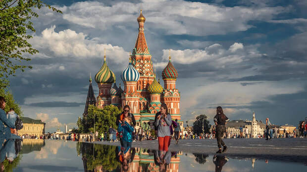 Собянин: к 2030 году на долю Москвы придется 35-40% туристов в России