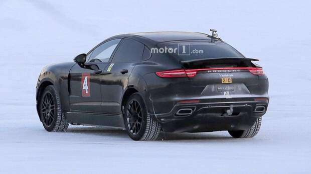 Porsche вывел на тесты электрический «Кайен»