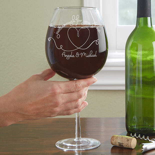 Full-Bottle-Wineglass