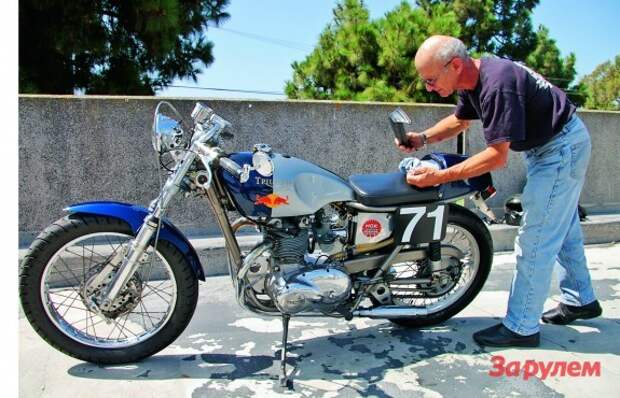 0050_moto_1111_086