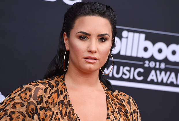 Demi Lovato to Prove the Existence of Aliens in Unscripted Peacock Series