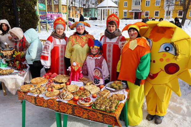 В Суворове отметили Масленицу гастроконкурсом, ярмаркой и конкурсами костюмов