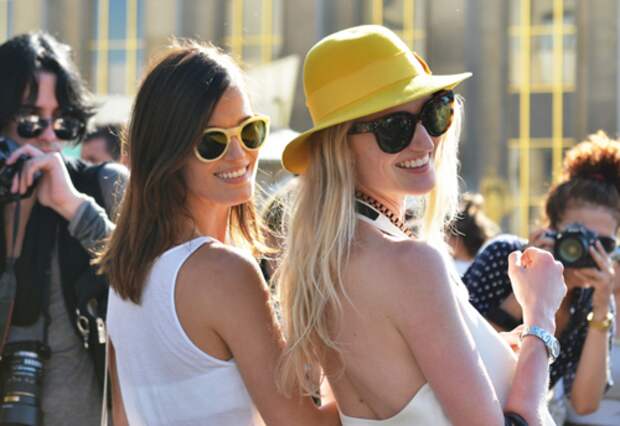 3-Women's Fashion Trends: Accessories