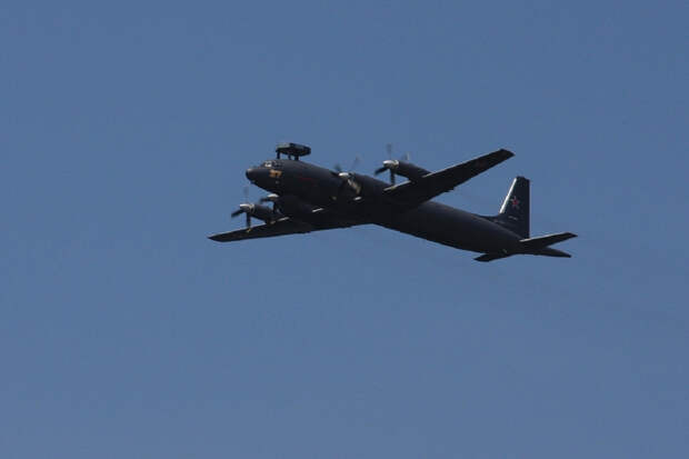 Экипажи противолодочных самолётов Ил-38Н выполнили полёты над акваторией Охотского моря