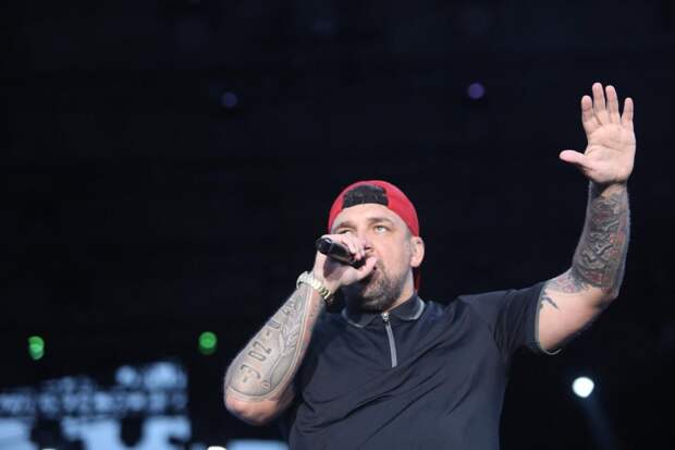 Музыкальный марафон Басты: от ностальгии с Гуфом до зимнего финала в Петербурге