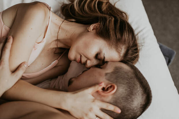 Преследуемая фантазиями о сексе с другими людьми молодая мать обратилась за советом