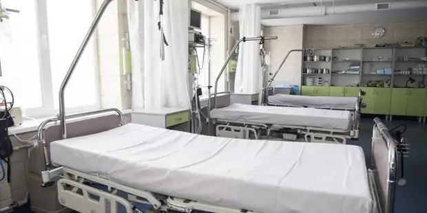 Херсонская городская больница продолжает оказывать помощь горожанам