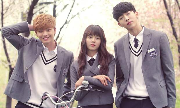 Убийство в стиле Агаты Кристи, месть матери и ностальгия по 90-м: 10 лучших корейских дорам про школу