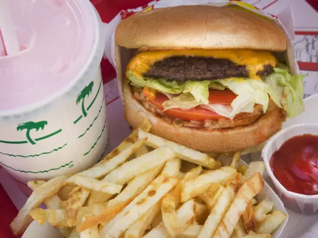 Проктолог предостерегла от употребления провоцирующих геморрой кофе и острой еды