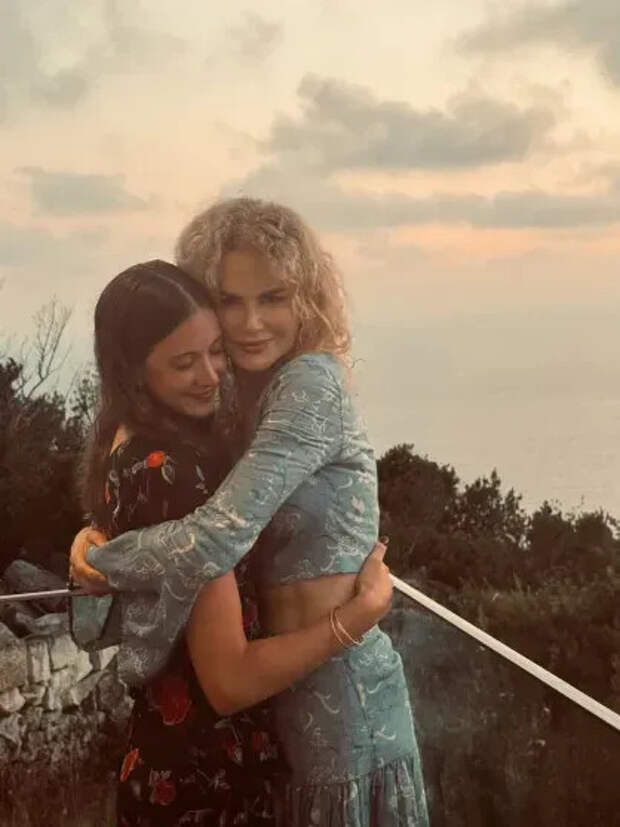 Николь Кидман с дочерью Сандэй