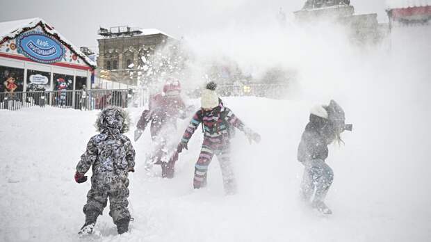 Врач рекомендовал родителям приучать детей к холоду